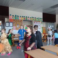 hdimg8a7e46055405cef00449e15e59a4ee